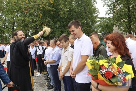 Мы будем молиться о Вас, батюшка
