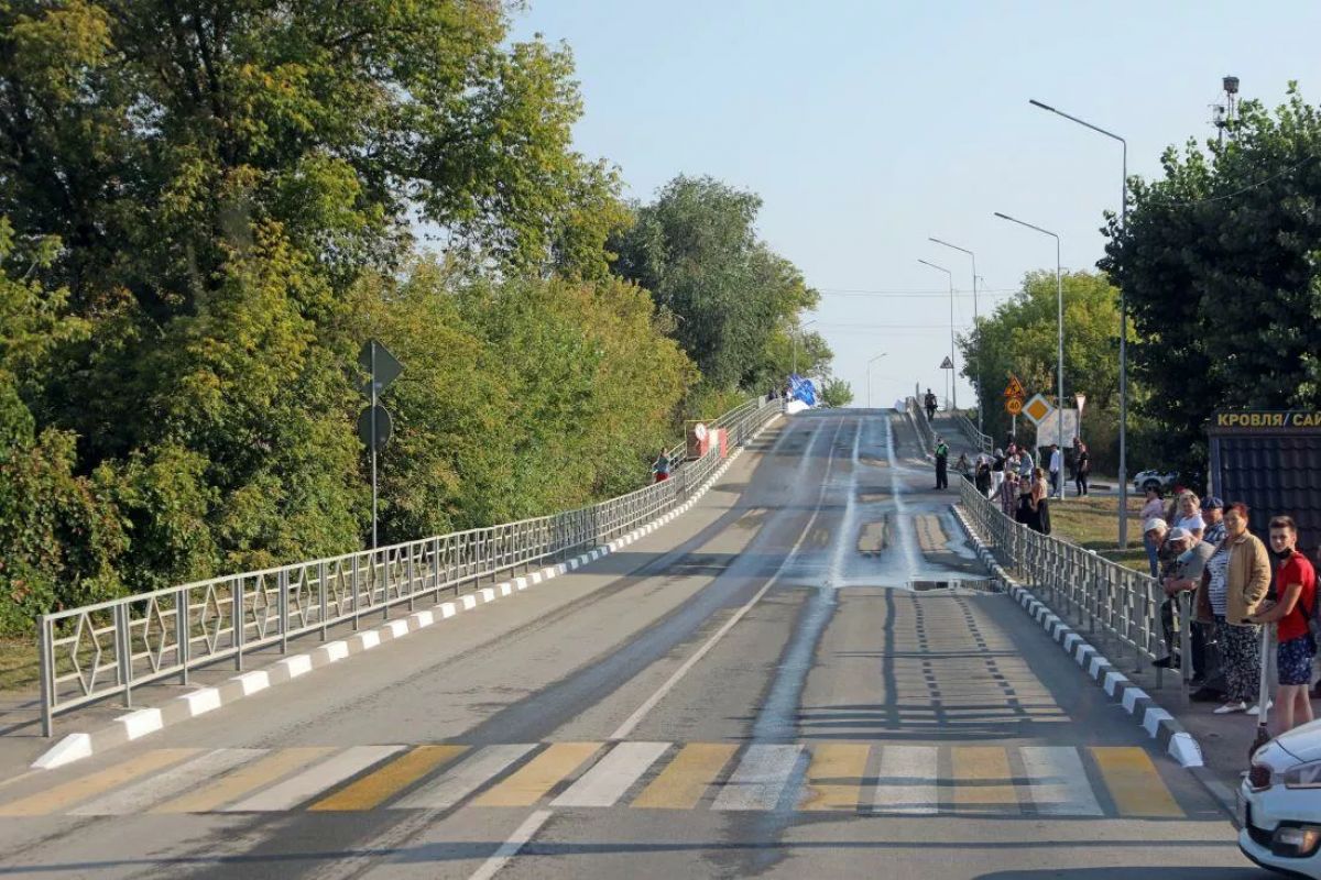 мост через железную дорогу в волгограде