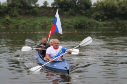 Триколор над волнами