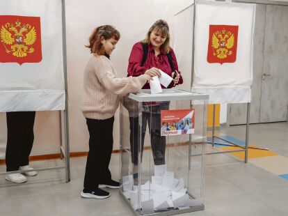 Первые выбирают лидеров