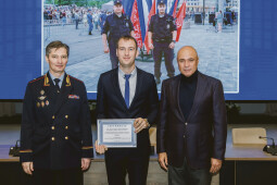 В помощь полиции